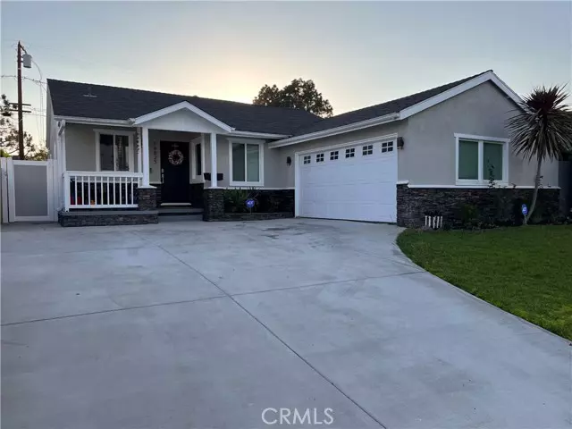 14825 Cranbrook Avenue, Hawthorne, CA 90250