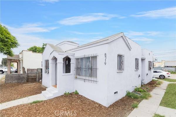 County - Los Angeles, CA 90002,8719 Hooper Avenue