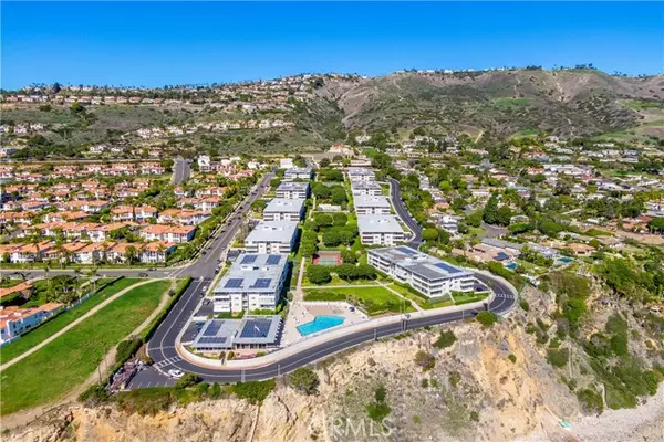 Rancho Palos Verdes, CA 90275,32653 Seagate Drive #102