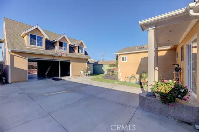 5425 W 119th Place, Hawthorne, CA 90304