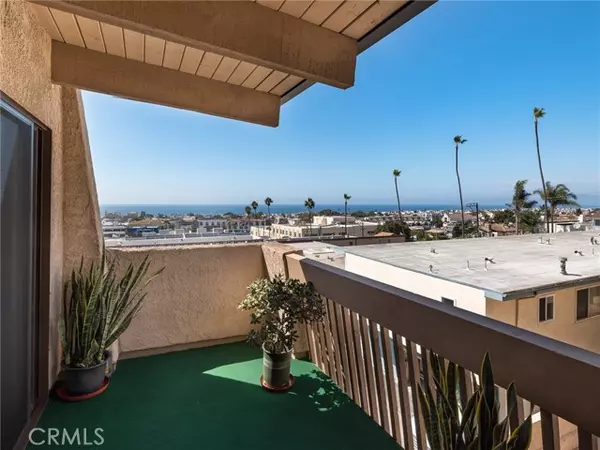 Hermosa Beach, CA 90254,960 1st Street #D