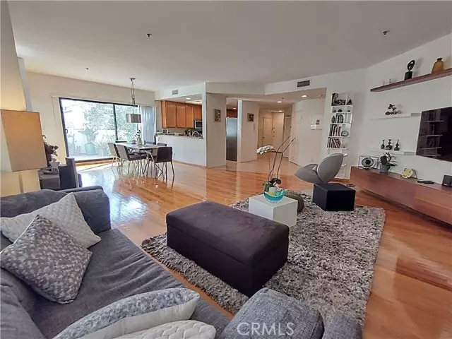 Westwood - Century City, CA 90024,1722 Malcolm Avenue #305