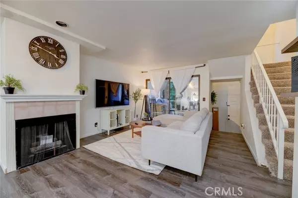 North Hills, CA 91343,9144 Burnet Avenue #43