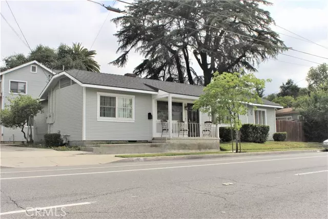 Altadena, CA 91001,185 E Woodbury Road