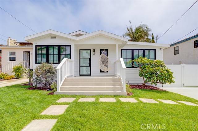 1250 Corona Street, Hermosa Beach, CA 90254