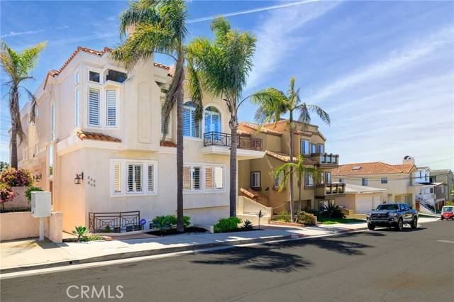 646 1st Street, Hermosa Beach, CA 90254