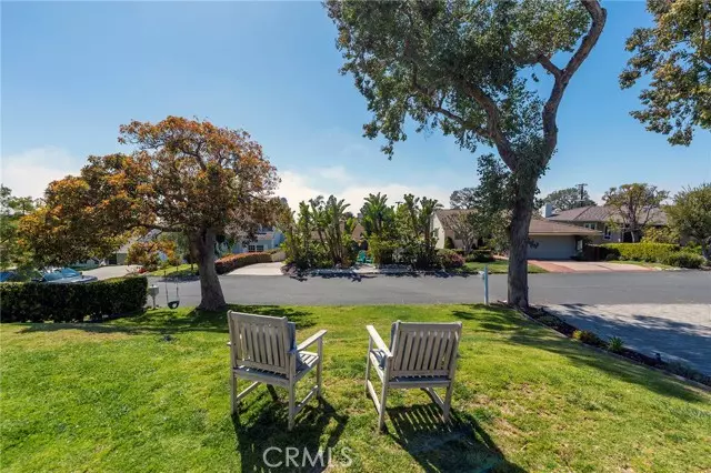 1636 Espinosa Circle, Palos Verdes Estates, CA 90274