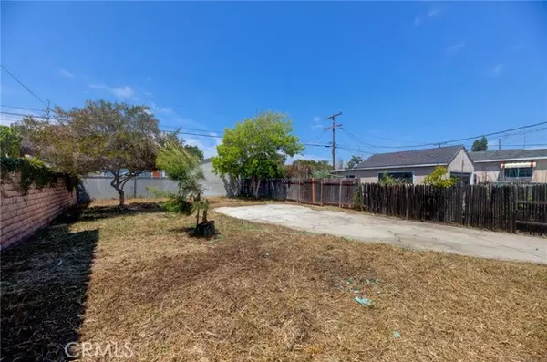 Hawthorne, CA 90250,4841 W 137th Place