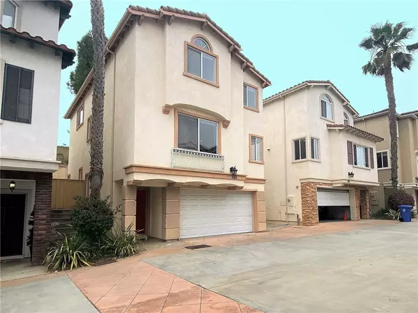 Redondo Beach, CA 90277,533 S Maria Avenue