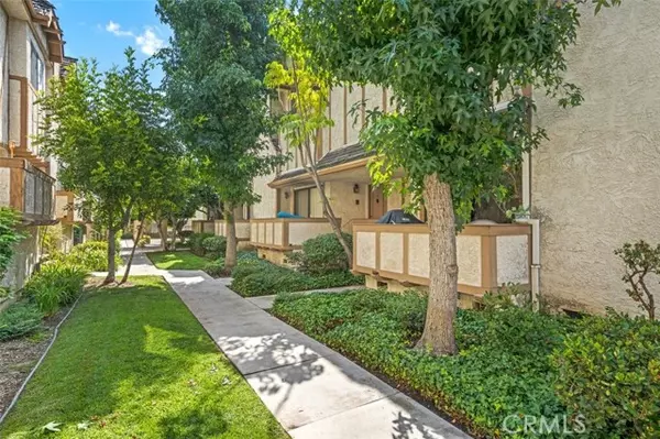 Porter Ranch, CA 91326,10342 Zelzah Avenue #3