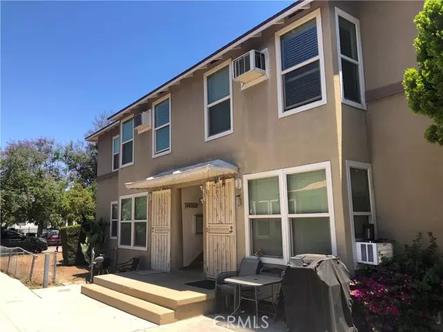 North Hollywood, CA 91601,11426 Emelita Street