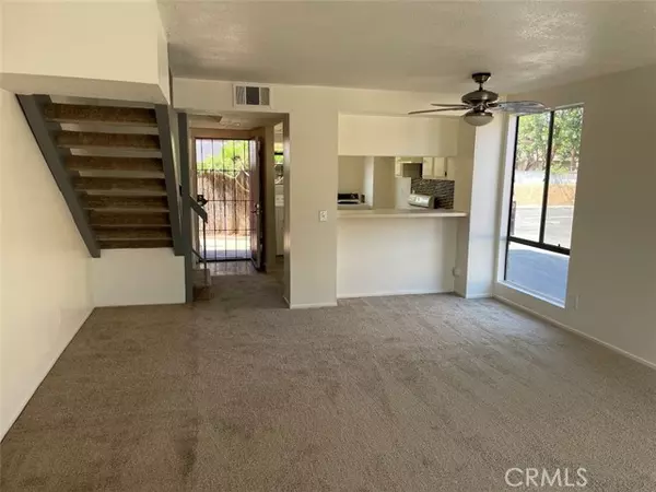 La Habra, CA 90631,1675 W Lambert Road #22