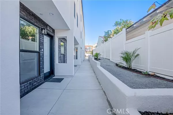 San Pedro, CA 90731,1028 Leland Street #6