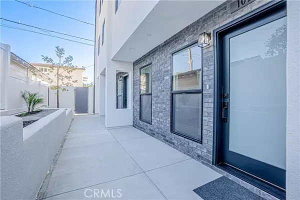 San Pedro, CA 90731,1028 Leland Street #6