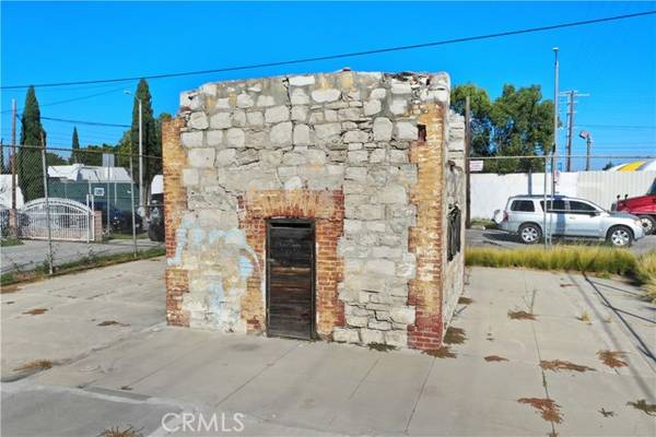 Wilmington, CA 90744,561 E Opp Street