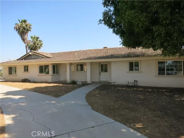 Yorba Linda, CA 92886,5116 Los Altos Drive