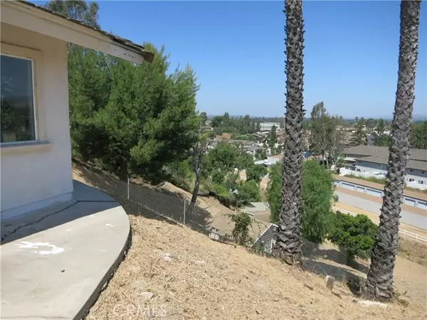 Yorba Linda, CA 92886,5116 Los Altos Drive