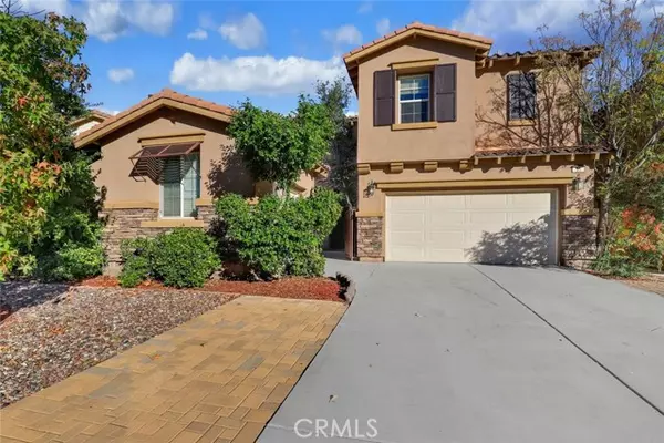 23 Plaza Lucerna, Lake Elsinore, CA 92532