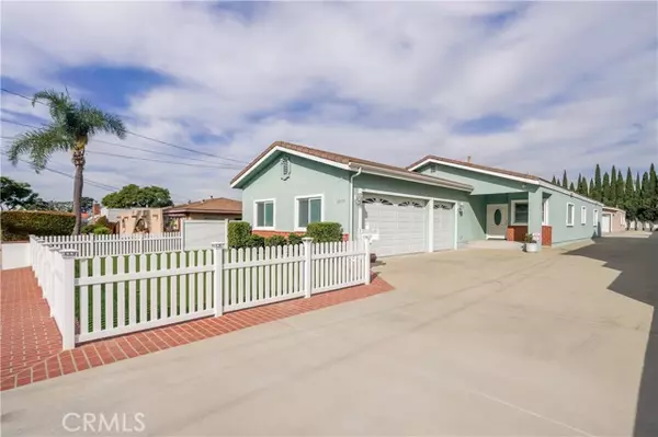 2077 240th Street, Lomita, CA 90717