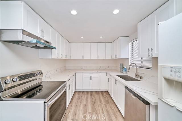 15000 Halldale Avenue, Gardena, CA 90247