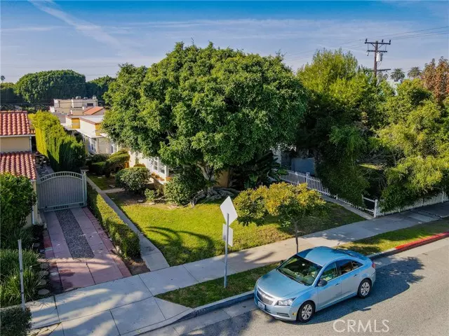 2200 23rd Street, Santa Monica, CA 90405