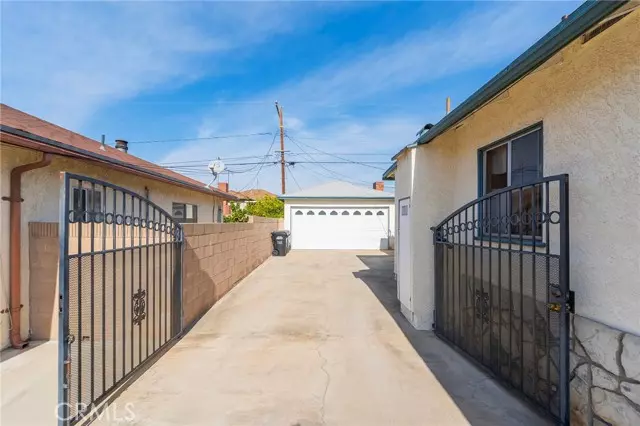 Monterey Park, CA 91754,305 W Floral