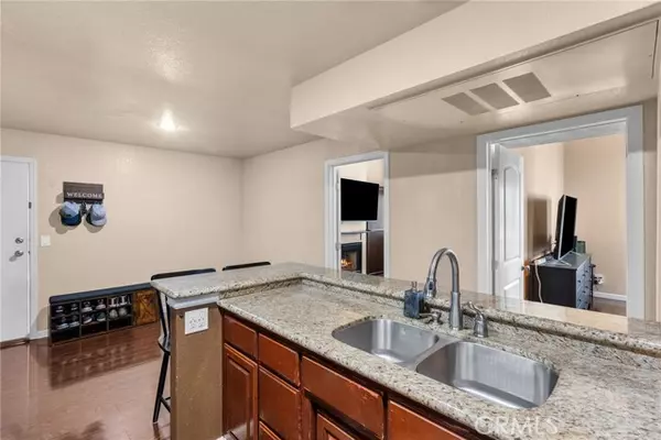 Paramount, CA 90723,15000 Downey Avenue #318