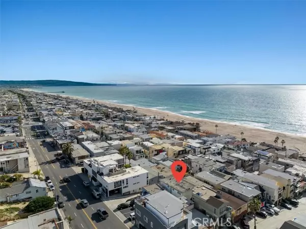 Manhattan Beach, CA 90266,225 El Porto Street