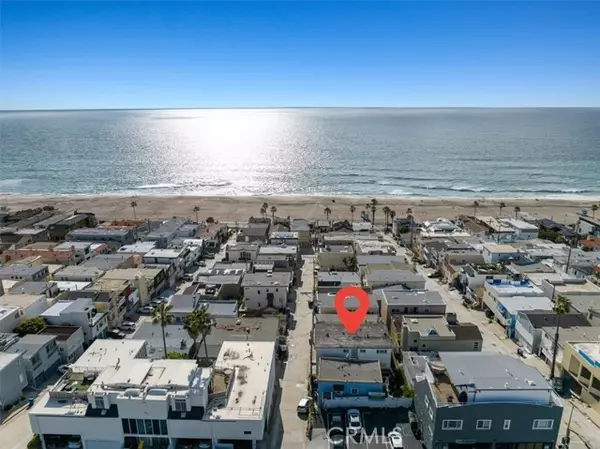 Manhattan Beach, CA 90266,225 El Porto Street