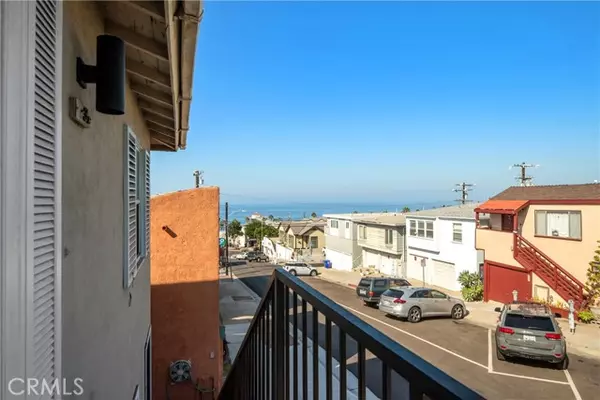 Manhattan Beach, CA 90266,232 11th Street