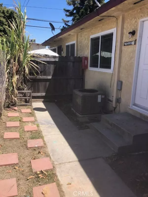 10511 S Inglewood Avenue, Inglewood, CA 90304