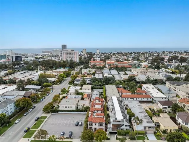 1048 10th Street #102, Santa Monica, CA 90403