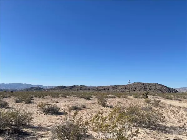 Joshua Tree, CA 92252,65282 Sonora