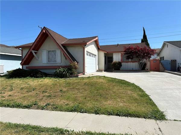 1212 W 213th Street, Torrance, CA 90502