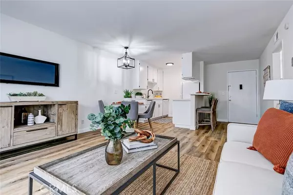 Hermosa Beach, CA 90254,2411 Prospect Avenue #222