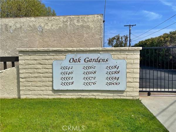 Lomita, CA 90717,25558 Oak Street