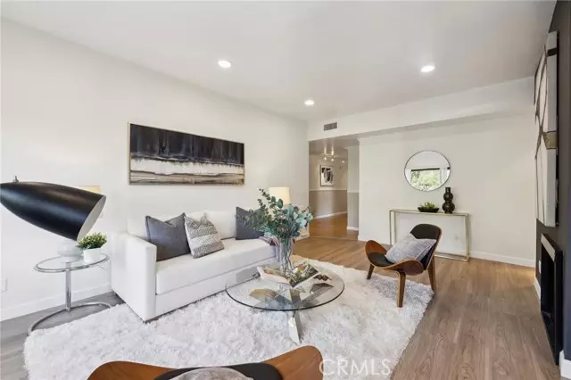 832 Palm Avenue #202, West Hollywood, CA 90069