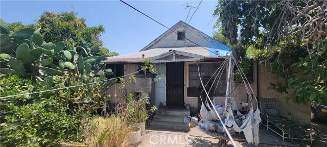 4463 Lovett, East Los Angeles, CA 90040