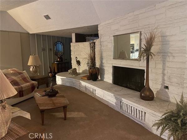 Studio City, CA 91604,3523 Coldwater Canyon Avenue