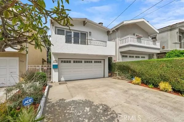 1541 Steinhart Avenue, Redondo Beach, CA 90278