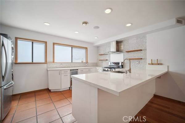 12711 Mitchell Avenue #3, Los Angeles, CA 90066