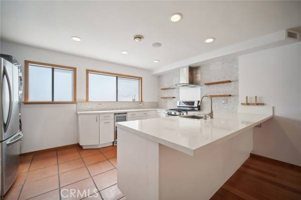 12711 Mitchell Avenue #3, Los Angeles, CA 90066