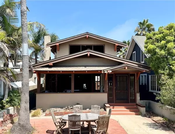 63 16th Street, Hermosa Beach, CA 90254