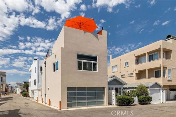 19 4th Court, Hermosa Beach, CA 90254