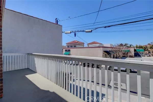 Hermosa Beach, CA 90254,814 3rd Street