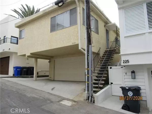 228 7th Place, Manhattan Beach, CA 90266