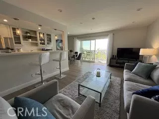 Redondo Beach, CA 90277,650 The Village #117