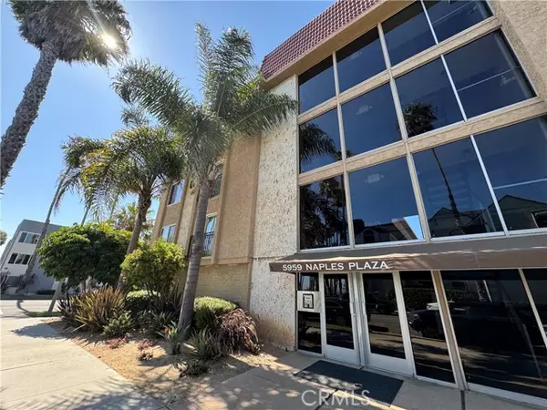 Long Beach, CA 90803,5959 E Naples Plaza #104