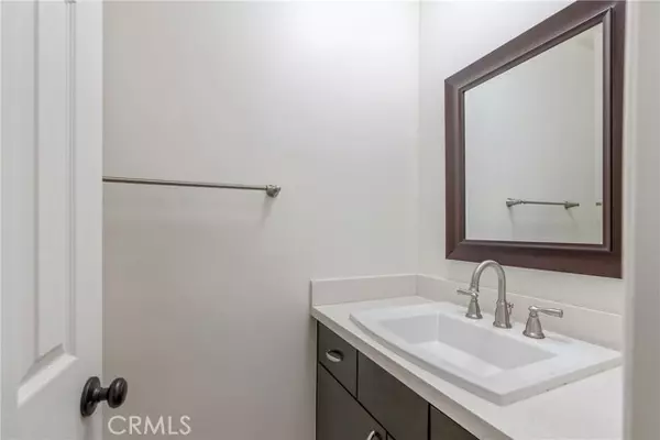 Santa Monica, CA 90404,2717 Arizona Avenue #9