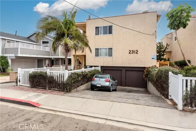 2312 Vanderbilt Lane #9, Redondo Beach, CA 90278